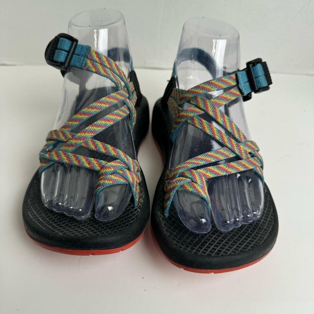 Chacos Women Fiesta Z-2 Hiking Striped Adjustable Strap Sandals Molded Vibram